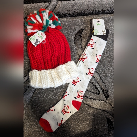 Brand New Claire's hat and Socks - Picture 1 of 8